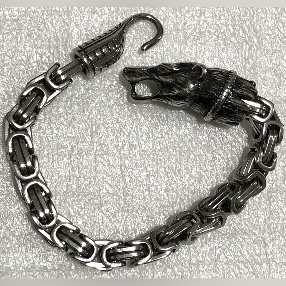 Stainless steel Wolf Head Bracelet